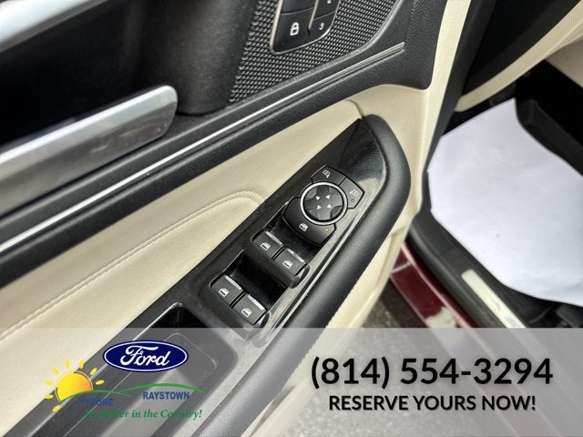 2017 Ford Edge Titanium