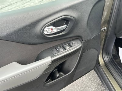 2014 Jeep Cherokee Sport