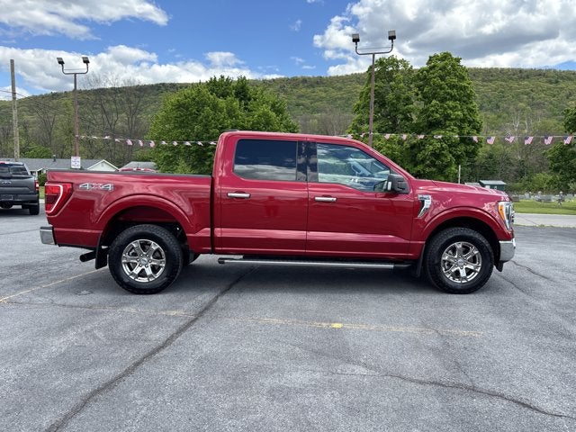 2021 Ford F-150 XLT CREW CAB