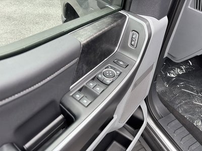 2027 Ford Super Duty F-350® XLT