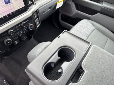 2027 Ford Super Duty F-350® XLT