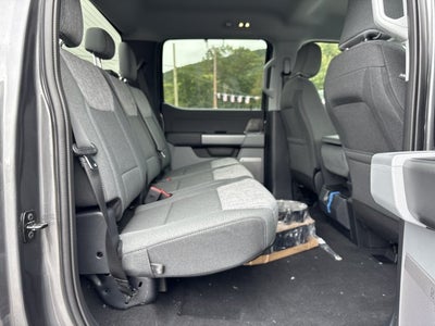 2027 Ford Super Duty F-350® XLT