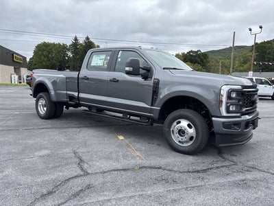 2027 Ford Super Duty F-350® XL