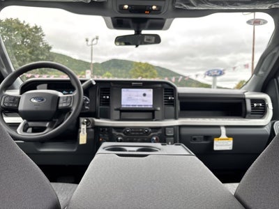 2027 Ford Super Duty F-350® XL