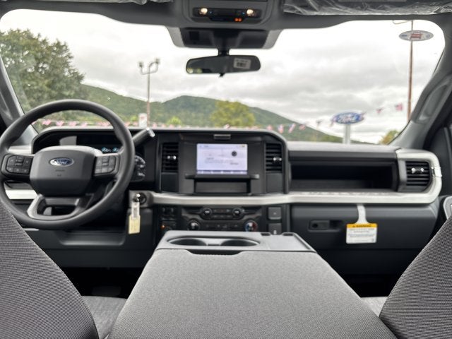 2027 Ford Super Duty F-350® XL