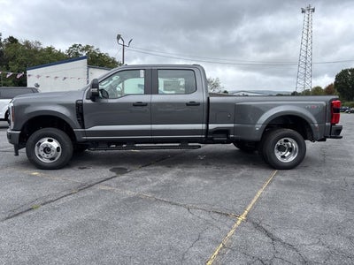 2027 Ford Super Duty F-350® XL